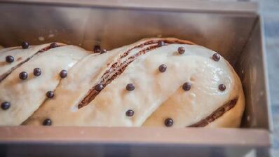 сладкий хлеб на сыворотке с молочным шоколадом