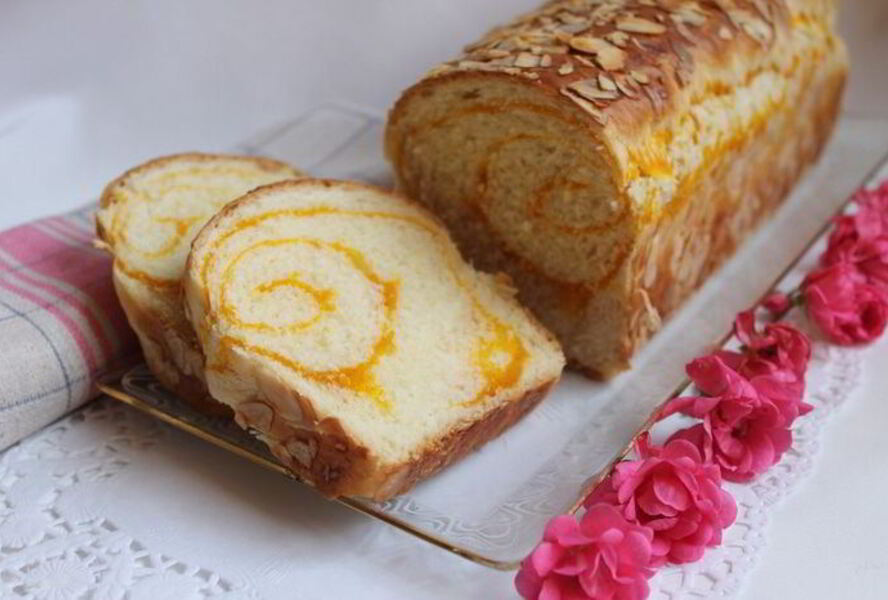 Сладкий хлеб с прослойкой