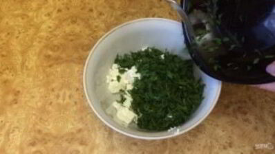 воздушный хлеб с брынзой и зеленью