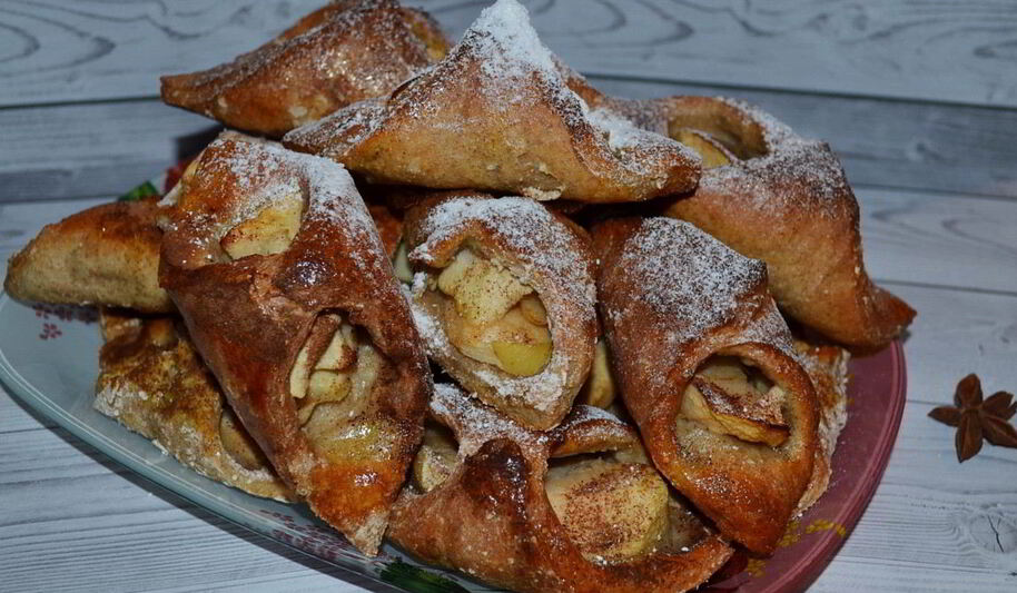 Рецепт конвертиков с яблоком