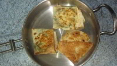 конвертики из лаваша с сыром и зеленью