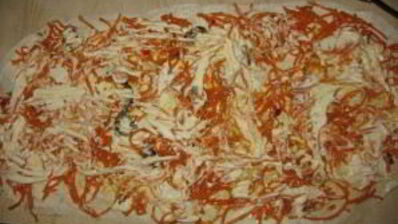 лаваш с корейской морковкой и сыром