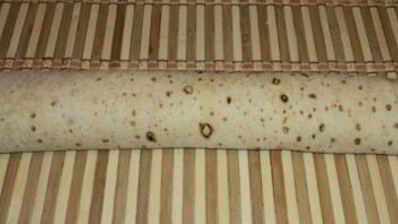 лаваш с крабовыми палочками и чесноком