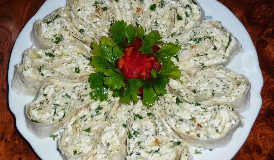 Рецепт лаваша с начинкой из творога и зелени