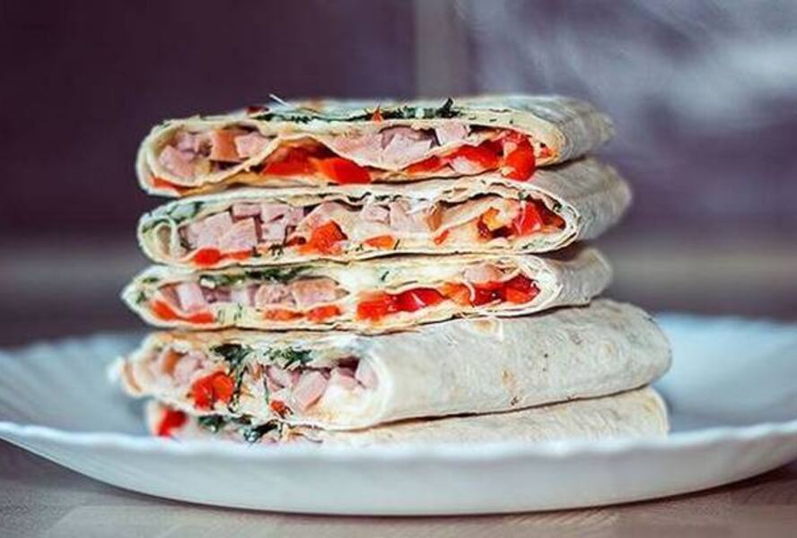 Многослойная закуска в лаваше