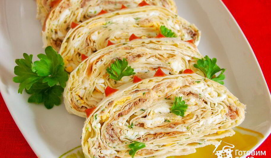 Рецепт рыбки в лаваше с сыром, чесноком и зеленью