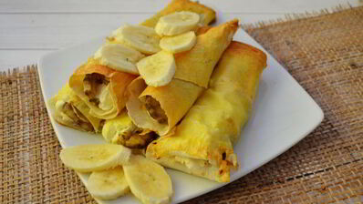 трубочки из лаваша с творогом и бананом