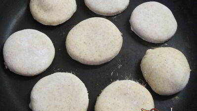 батбуты — миниатюрные марокканские лепешки