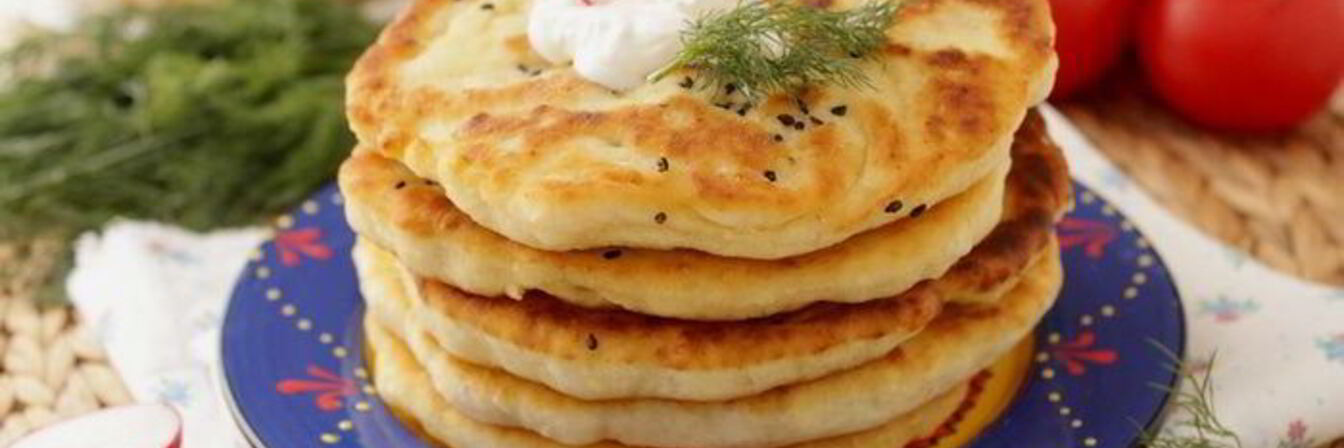 Бхатури индийские лепешки