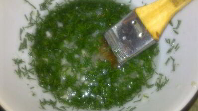 фокачча чесночная с чесночным соусом