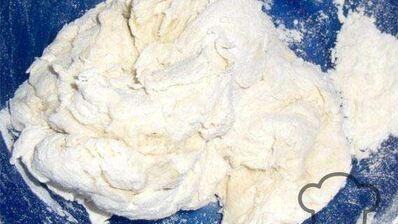 ламаджо — армянские хрустящие лепешки прослоенные мясным фаршем