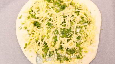 лепешка с сыром и зеленью