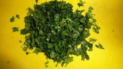 лепешки из брынзы с зеленью