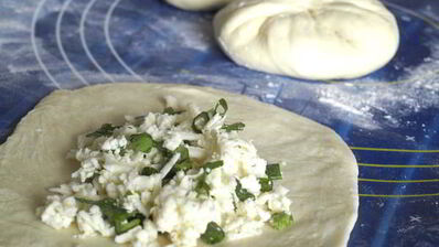 лепешки на минеральной воде