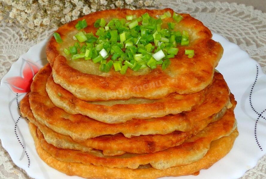 Лепешки на соде на сковороде