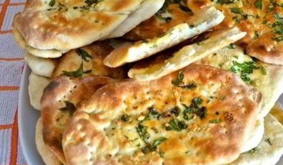 Рецепт лепешек с чесноком и зеленью