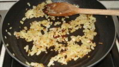 лепешки с луком и сыром