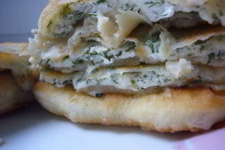 Пита с риккотой и укропом