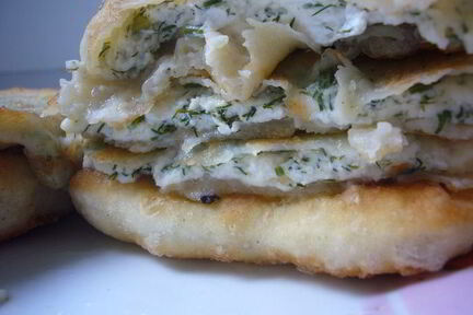 Пита с риккотой и укропом