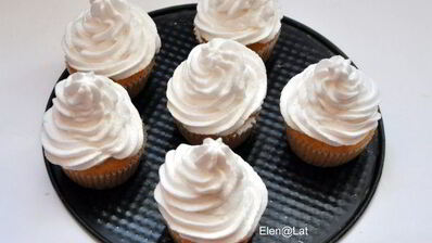 лимонные маффины с курдом и меренгой