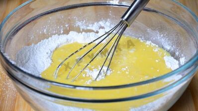 маффины с овсяными хлопьями и смородиной