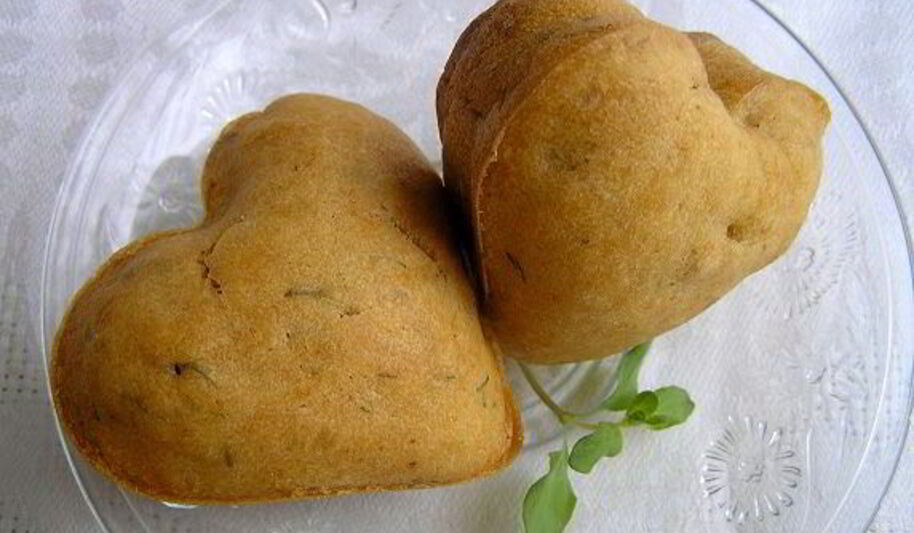 Рецепт маффинов с паприкой и чесноком