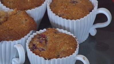 миндальные маффины с вишней