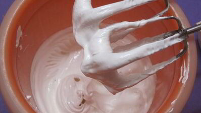 смородиновые маффины с безе