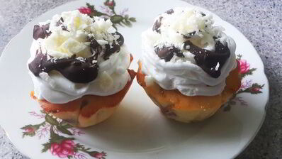 вишневые маффины со сливками