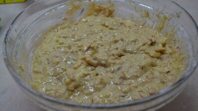 яблочные маффины с халвой и корицей