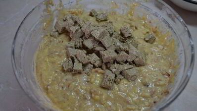 яблочные маффины с халвой и корицей