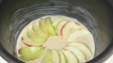 манник с яблоками в мультиварке