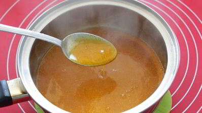 манник творожный с облепиховым соусом