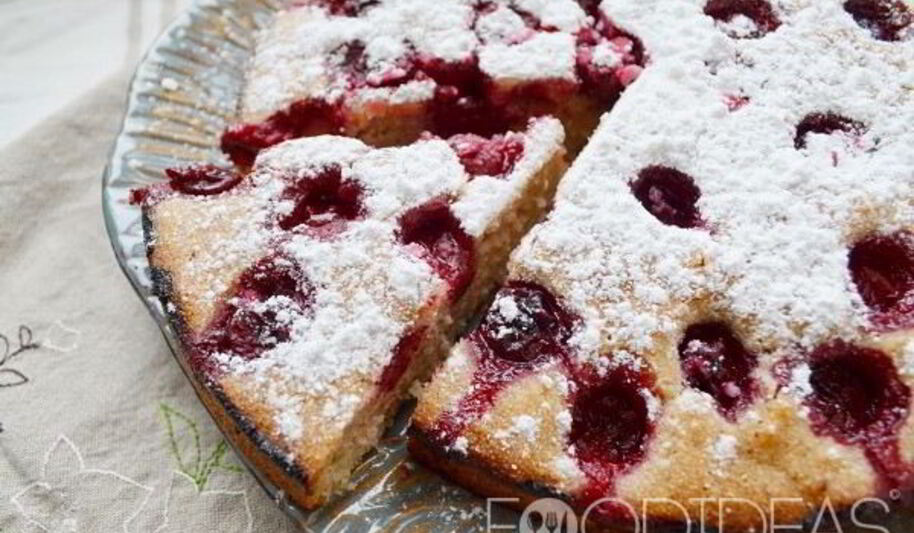 Рецепт постного манника с вишней