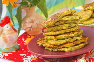 Кабачково-сырные оладьи