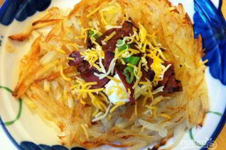 Картофельные оладьи с беконом