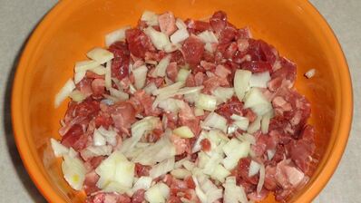 мясные оладьи