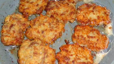 мясные оладьи