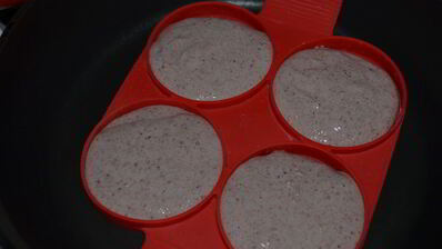 оладьи с лесными ягодами