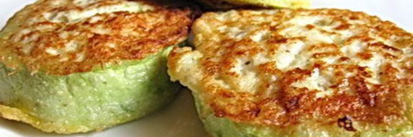 Оладьи в кабачковых кольцах