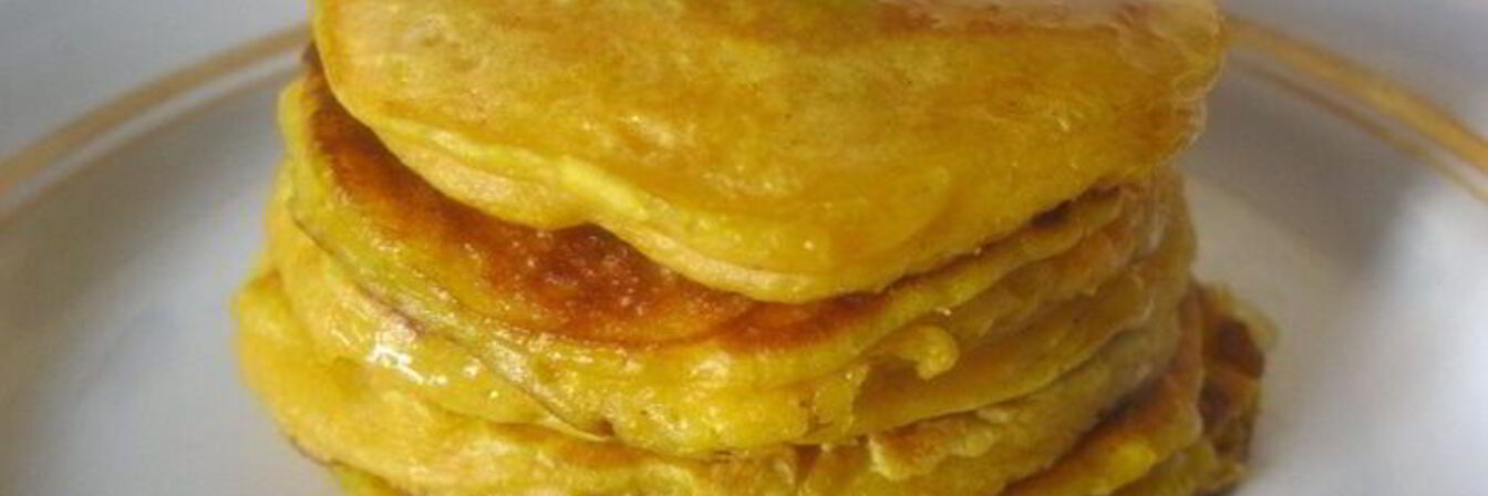 Пряные тыквенные оладьи на молоке