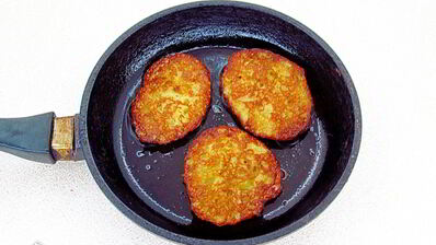 заварные картофельные оладьи