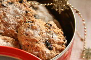 Новогоднее печенье с черносливом