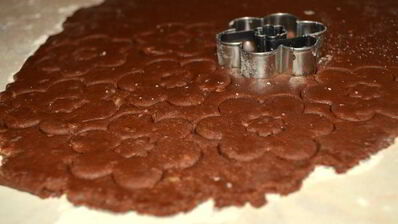 вкуснейшее шоколадное песочное печенье с малиновым конфитюром