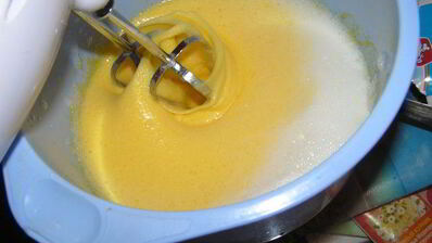 пирог с летним ягодным кремом