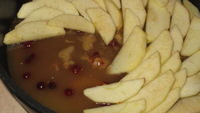 пирог татен песочный яблоки с клюквой