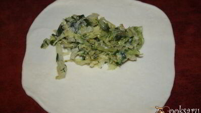 молдавские постные пирожки с капустой вэрзаре