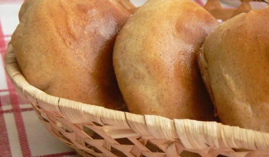 Рецепт пирожков из муки с фаршем и творожным сыром