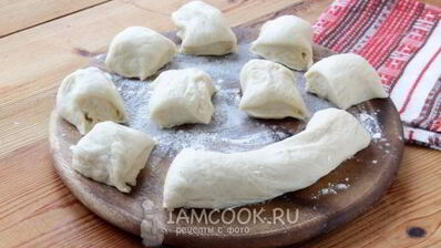 пирожки на молоке с вишней