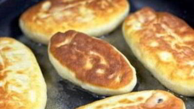 пирожки с мясом и рисом